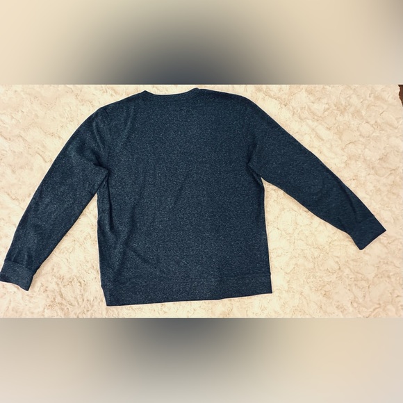 Men’s Banana Republic Long Sleeve Sweater - Picture 2 of 2